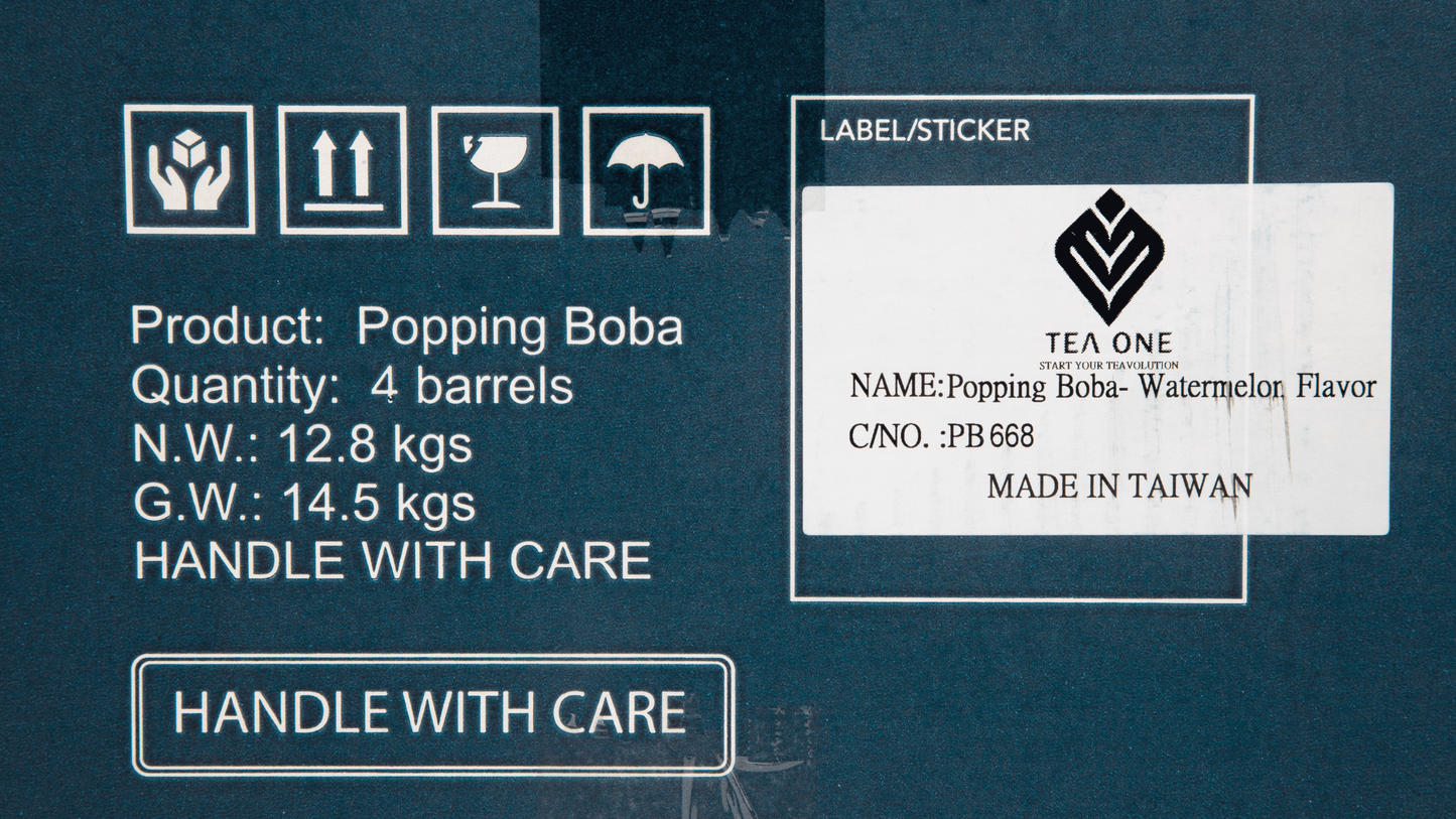 Close-up of TEA ONE Watermelon Popping Boba carton label – flavor, quantity and weight information.