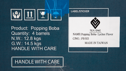 Close-up of TEA ONE Lychee Popping Boba carton label – flavor, quantity and weight information.