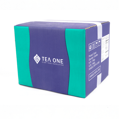 Carton containing 6 bottles of TEA ONE Lychee Syrup (6 × 2.5 kg) for bulk orders.